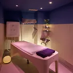 Hotel De 4*