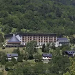 De 4*
