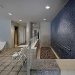 De