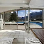 De 4*