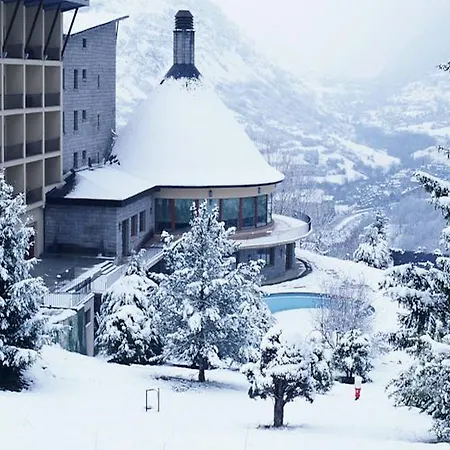 Hotel De 4*